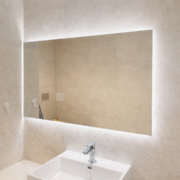 Taustvalgustusega kirgas peegel