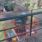 kirgas trepiklaas klambrite ja punktkinnitustega