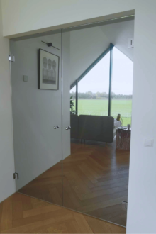 Kirgas trepiklaas klambritega