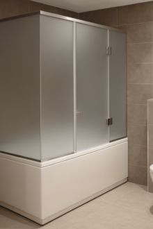 Matistatud klaasist dušinurk