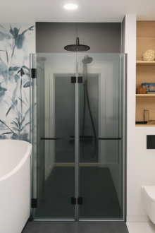 Toonklaasist dušinurk