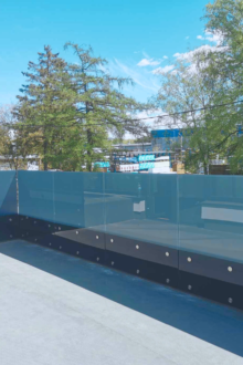 Matistatud klaasist klaaspiire