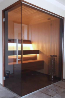 Kirkast klaasist saunaklaasid