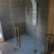 Toonitud klaasist saunaklaasid