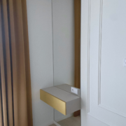 Maast laeni peegel kahes osas